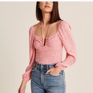 NWOT Abercrombie pink floral top